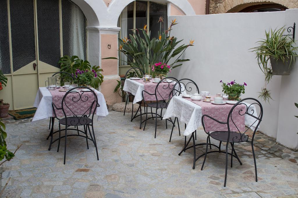 B&B Casa Licheri San Vito  Eksteriør billede